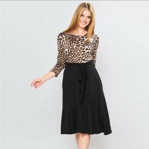 SALE!🔥LAST 2! Leopard Print Midi Wrap Dress